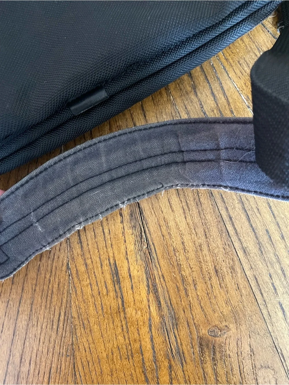 Tumi Black Men's Laptop Messenger Briefcase with Shoulder Strap